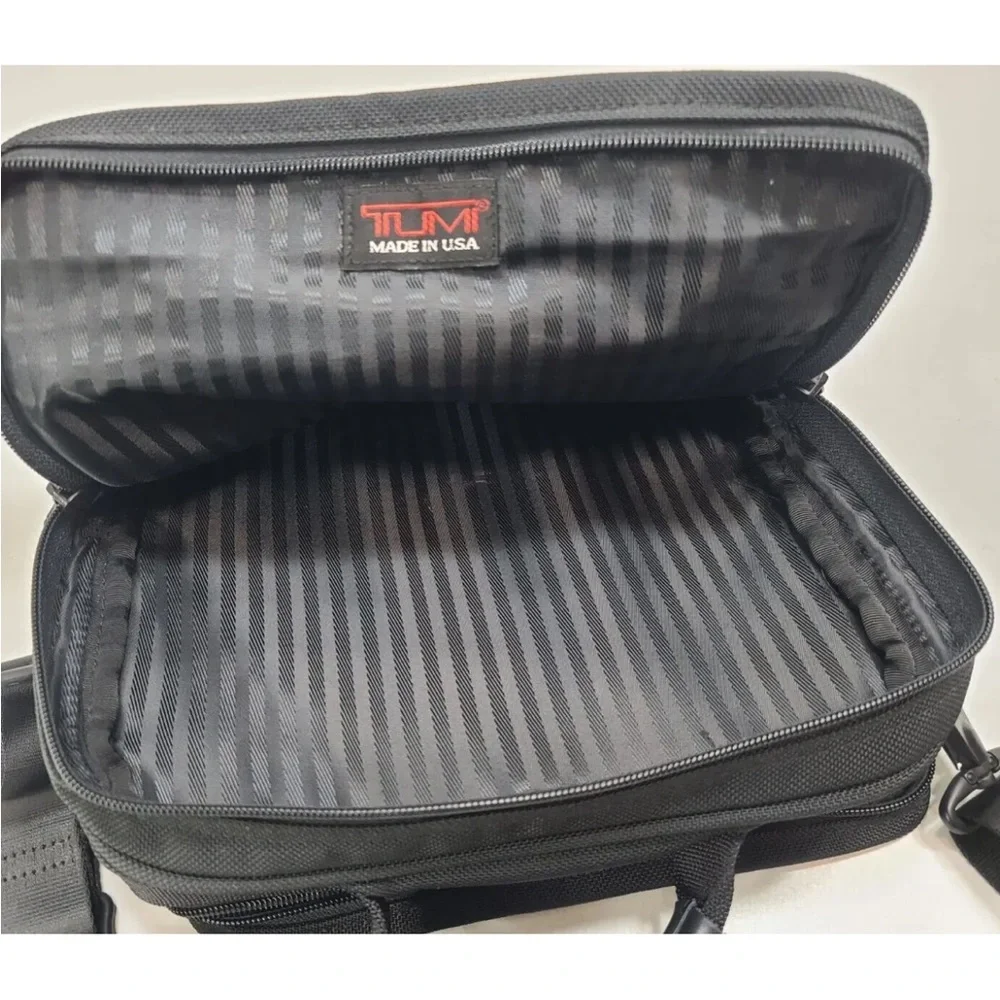 TUMI Bag Shoulder/Crossbody Model 224D3 Black